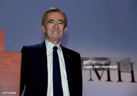 bernard arnault address.